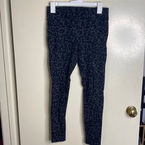 Grey / black print leggings